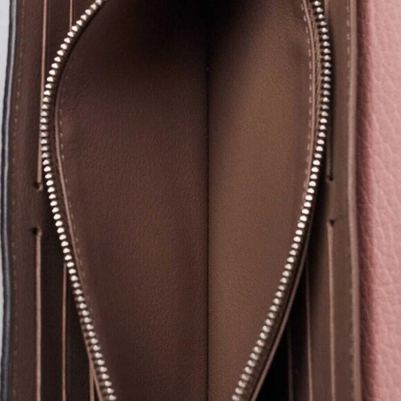 Louis Vuitton Magnolia Taurillon Leather Capucines Wallet - Picture 5 of 8